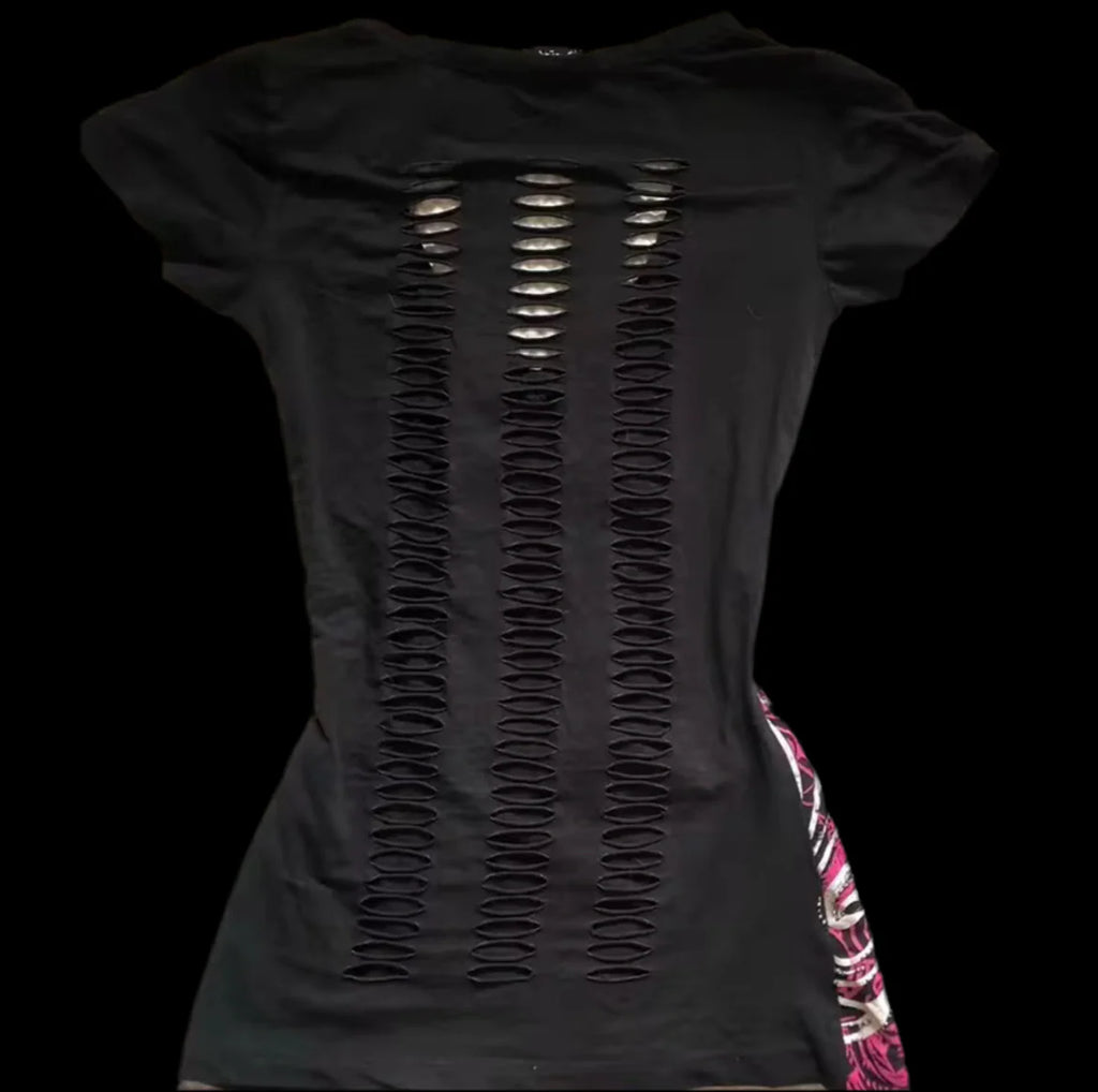 ✮ SWIRVY DISTRESSED TOP ✮